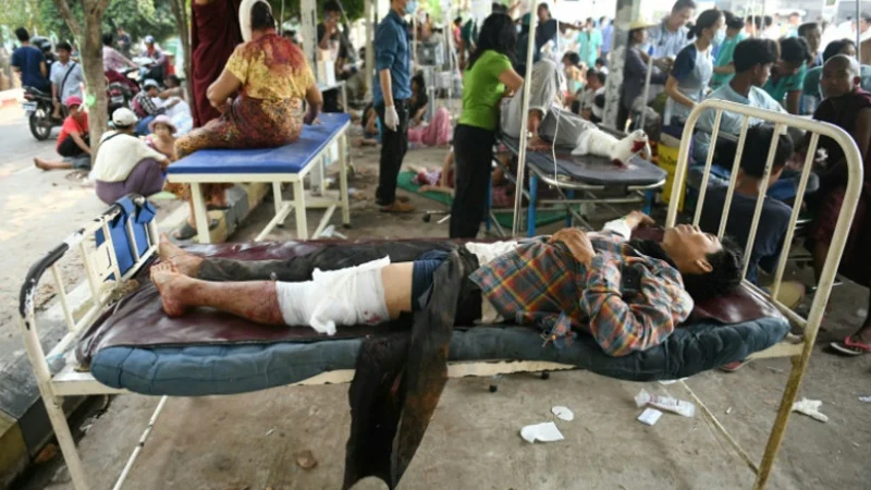 মিয়ানমারে মৃতের সংখ্যা বেড়ে ১৭০০, নতুন ভূমিকম্পে ফের আতঙ্ক